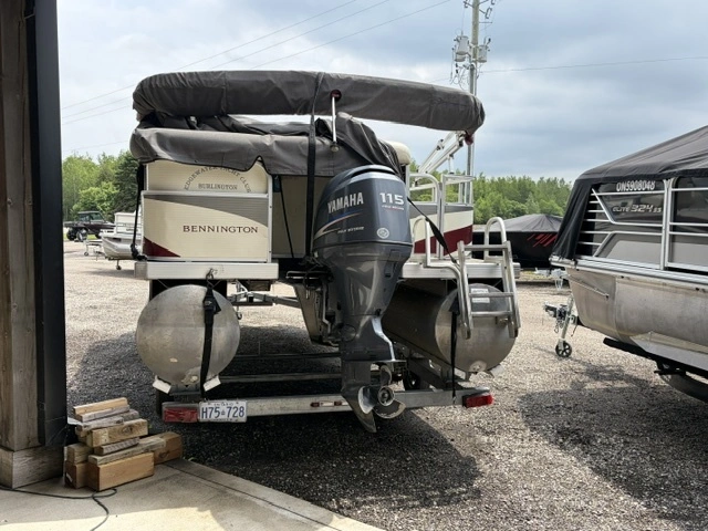 2008 Bennington Marine 2275 Gl alt