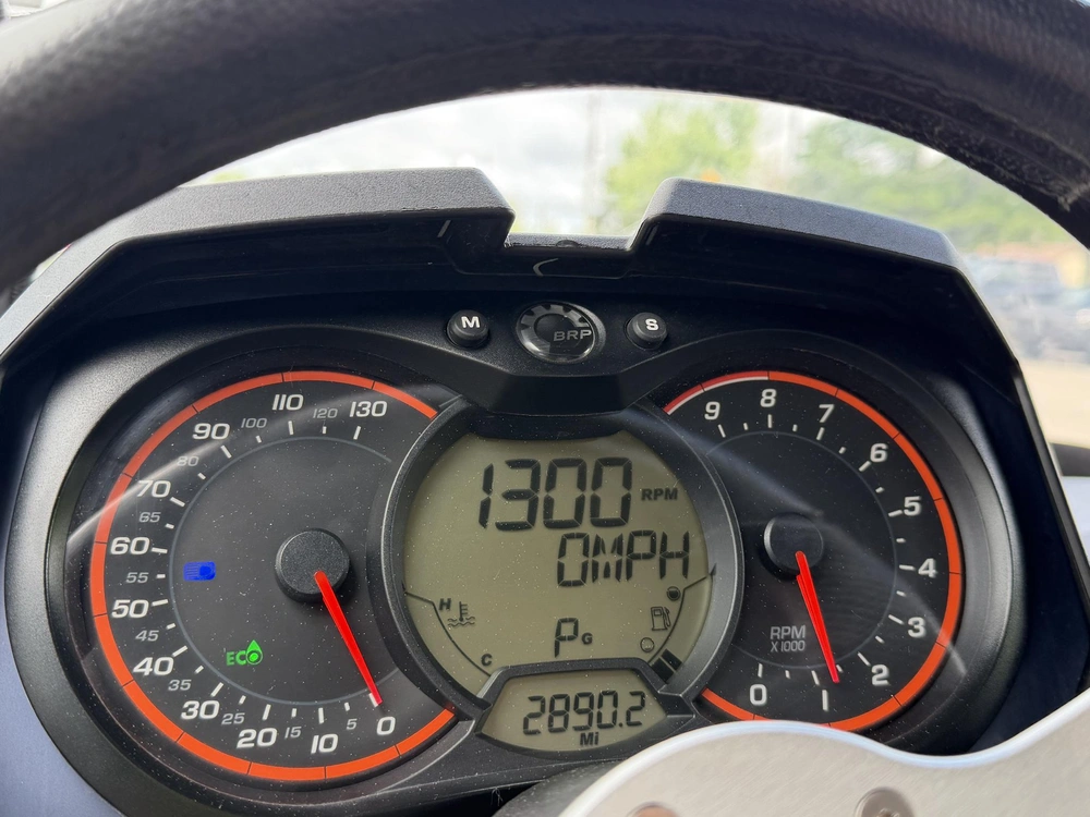 2017 Brp Commander Xt 800r (ca) alt