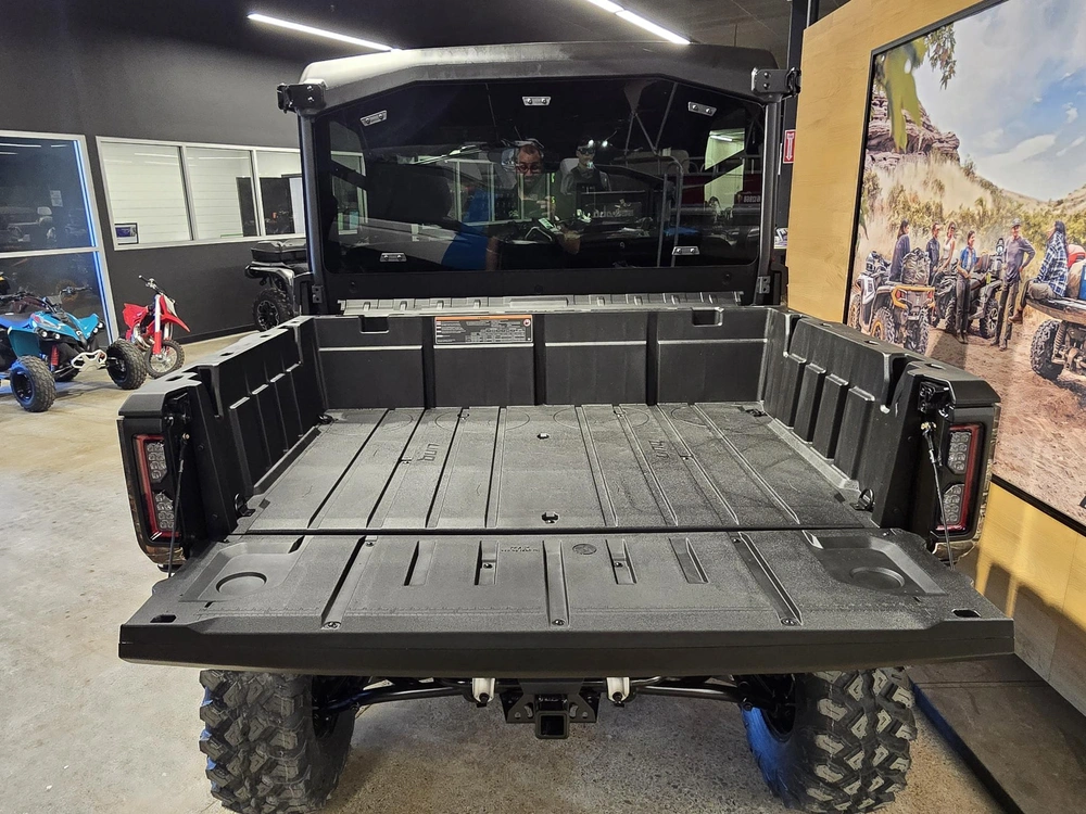 2026 Brp Defender Limited Cab Hd11 alt