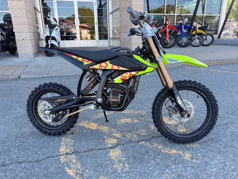 Surron Hyper Bee 2026 alt