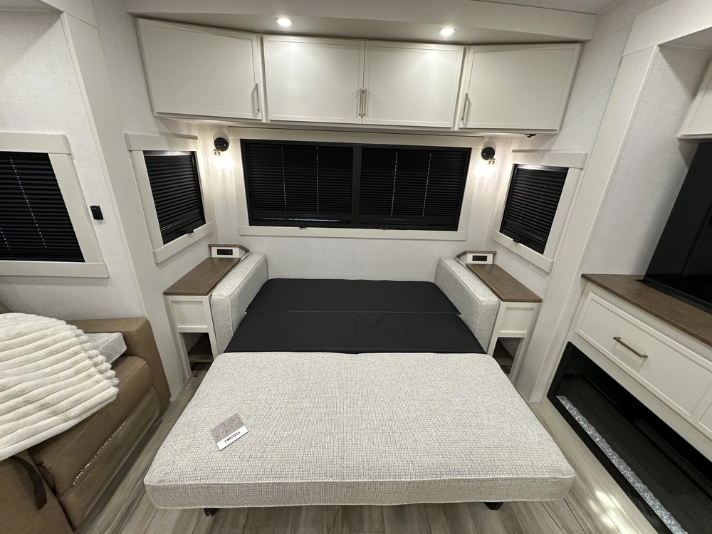 2027 Brinkley Rv Z3100 alt