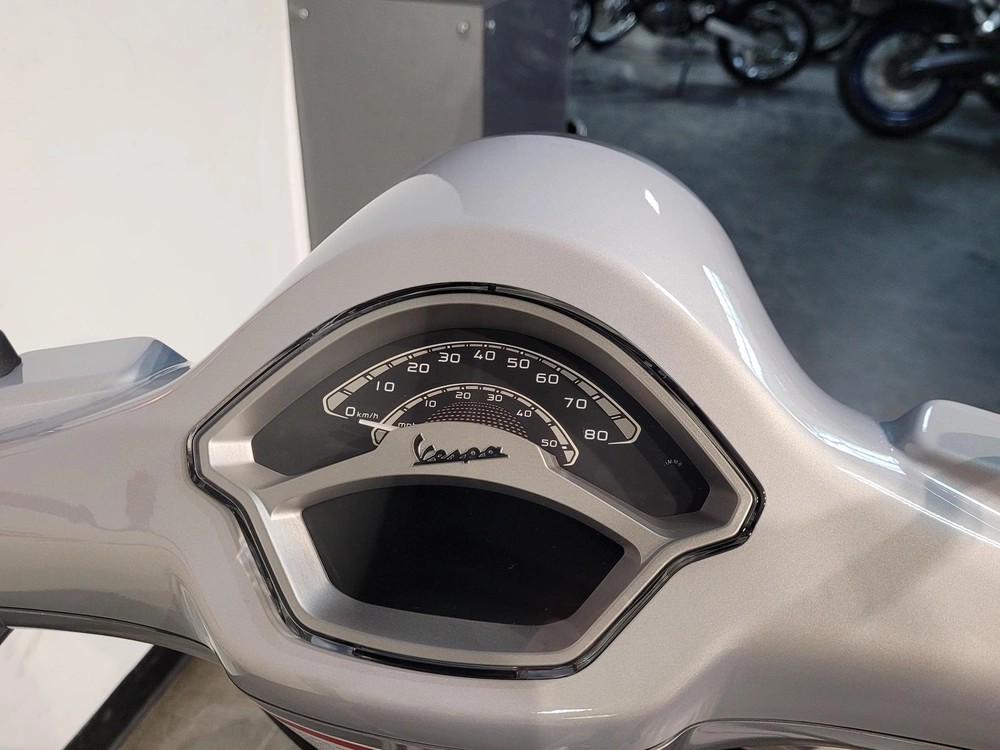 Vespa Primavera 50 Tech *0.99% / 36 Mois💳 2025 alt