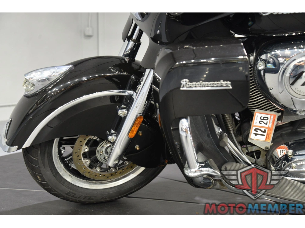 2019 Indian Motorcycle Roadmaster alt
