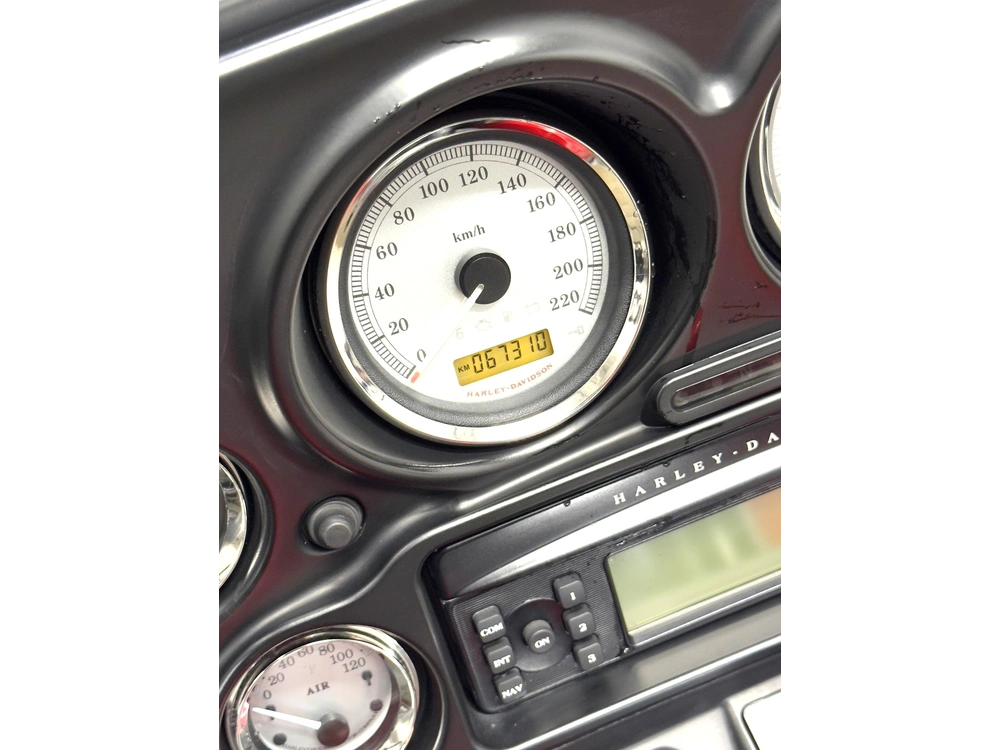 Harley-davidson Street Glide 2013 alt