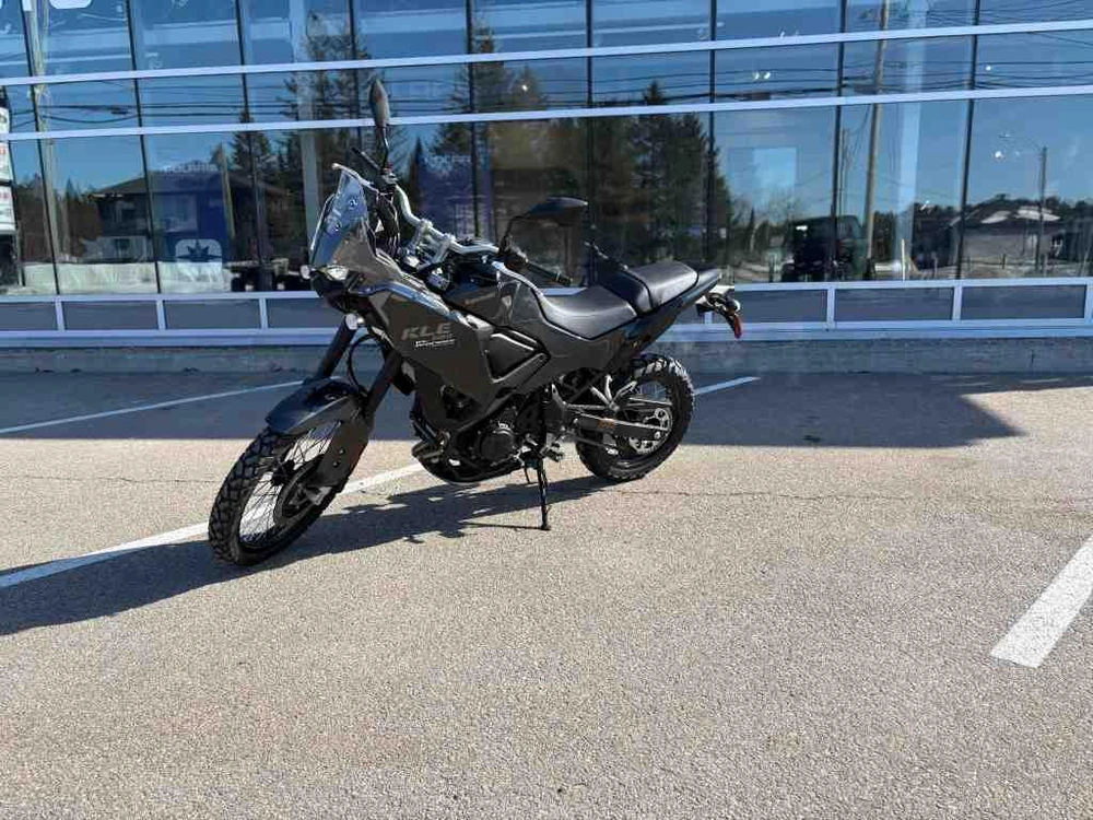 Kawasaki Kle 500 2026 alt