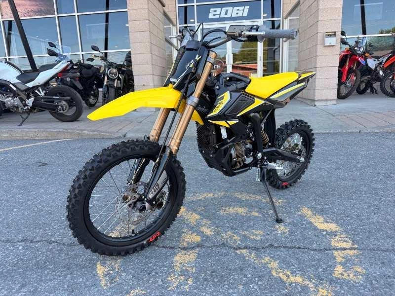 Surron Hyper Bee 2026 alt