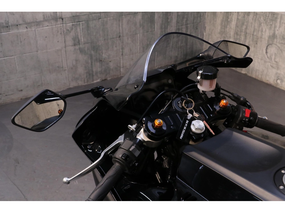 Yamaha Yzf-r7 2025 alt