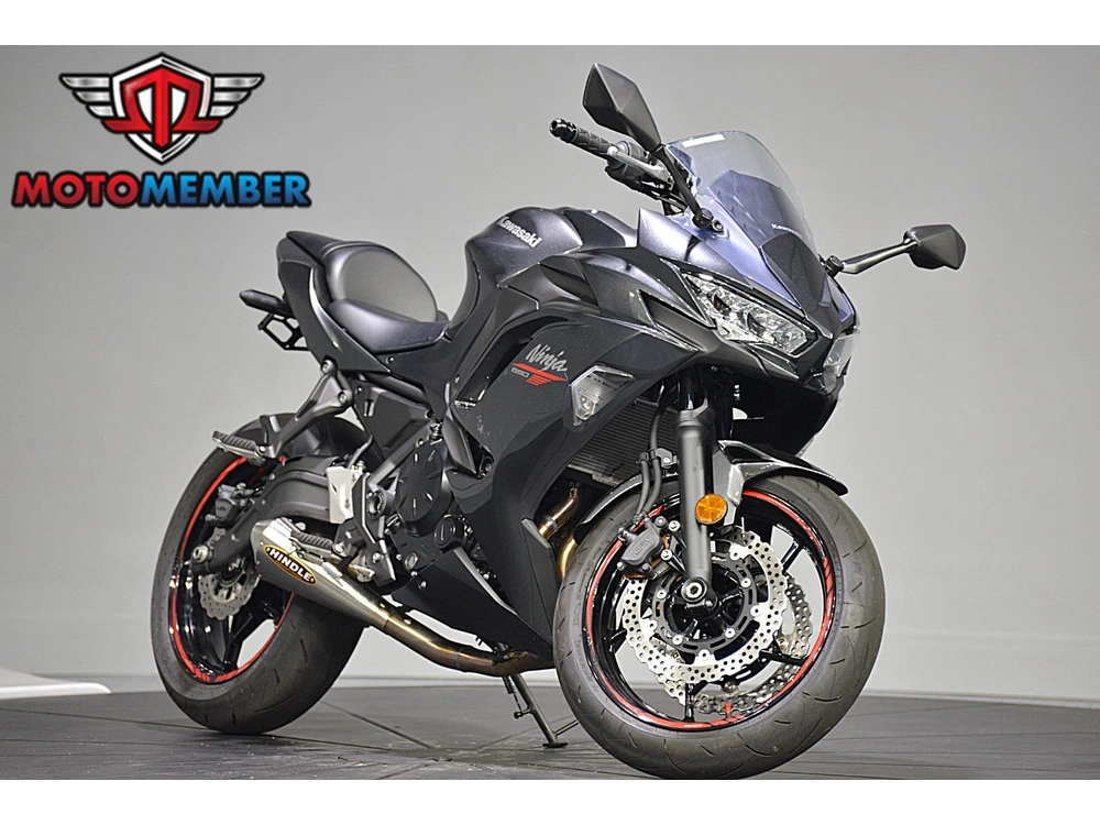 2026 Kawasaki Ninja® 650 alt