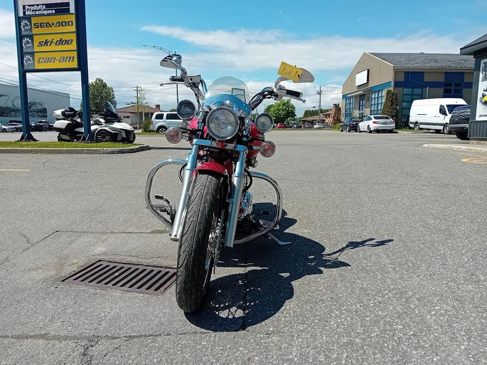 Yamaha Vstar 1100 2006 alt