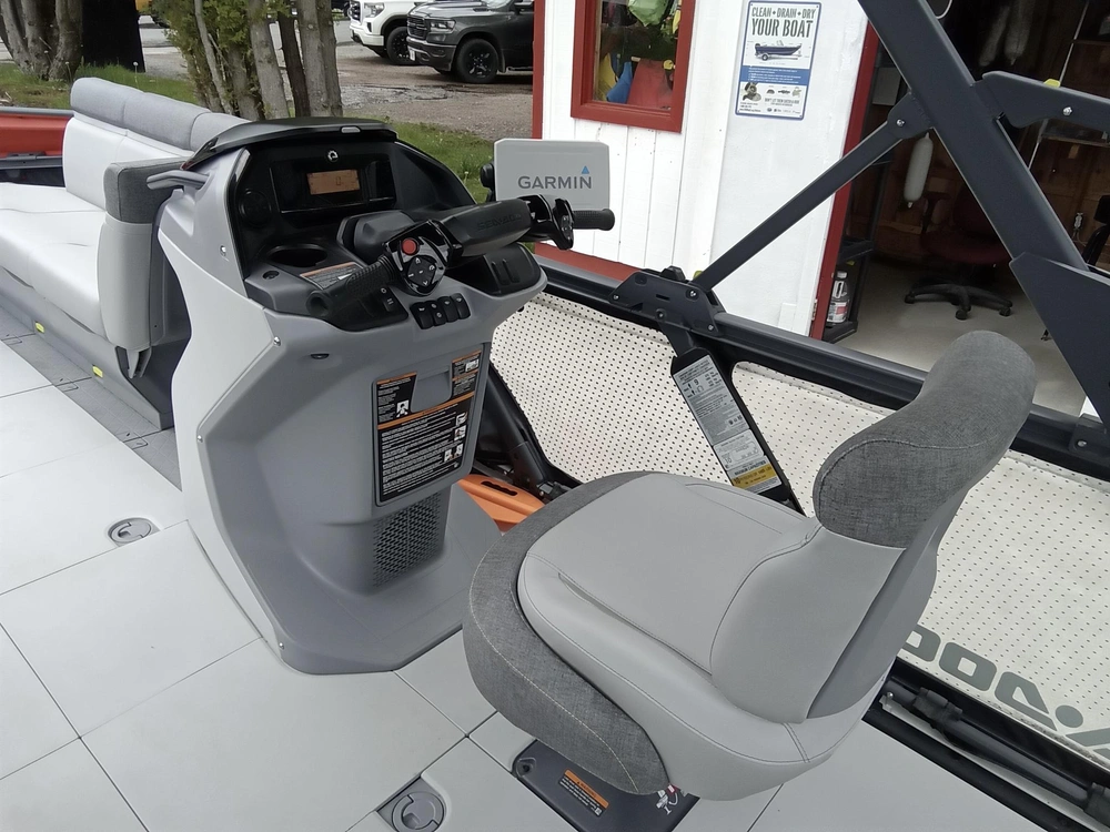 2024 Sea-doo Switch Cruise 21' 230 W/trailer alt