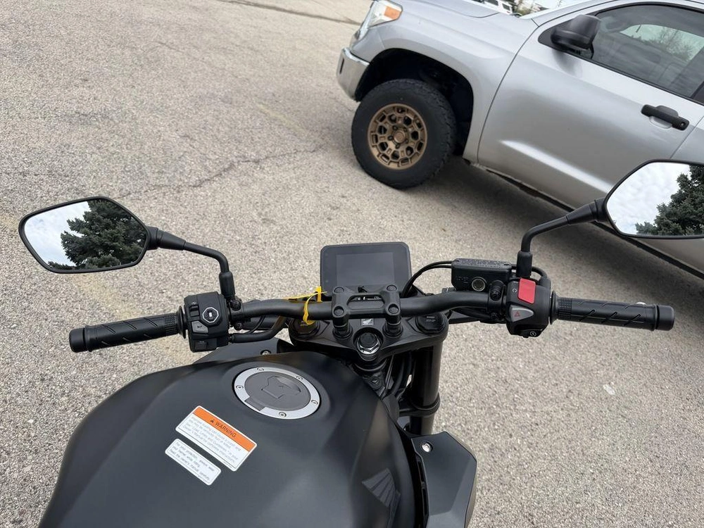 2025 Honda Cb500f alt