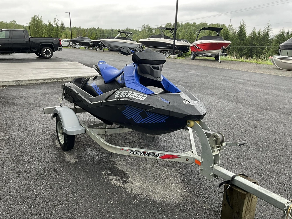 Sea-doo Spark Trixx 2 Up 2023 alt