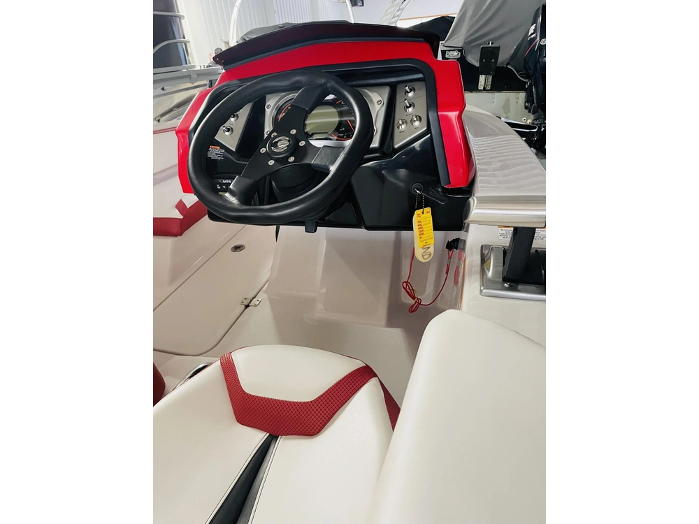 2016 Scarab Id165 alt