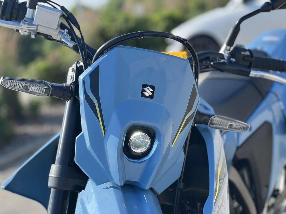2026 Suzuki Dr-z4sm alt