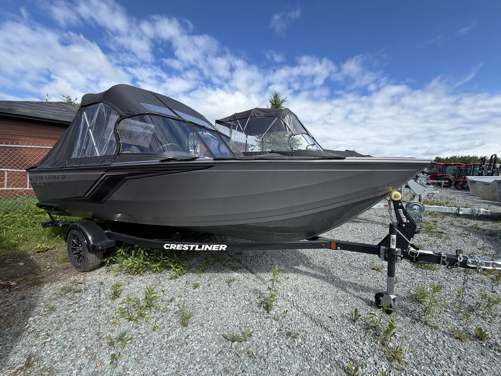 2025 Crestliner 1750 Hawk Wt Jumpseat alt