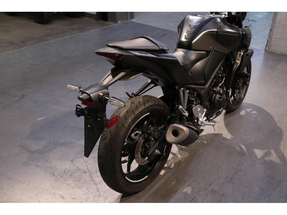2022 Yamaha Mt-03 alt