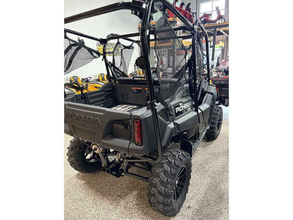 2026 Honda Pioneer 700-4p Dlx alt