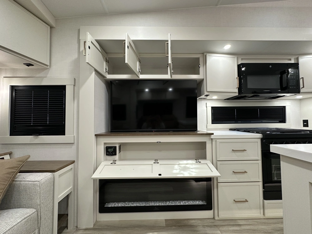 2027 Brinkley Rv Z3100 alt