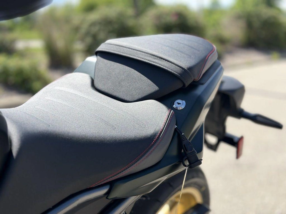 2026 Suzuki Gsx-8tt alt