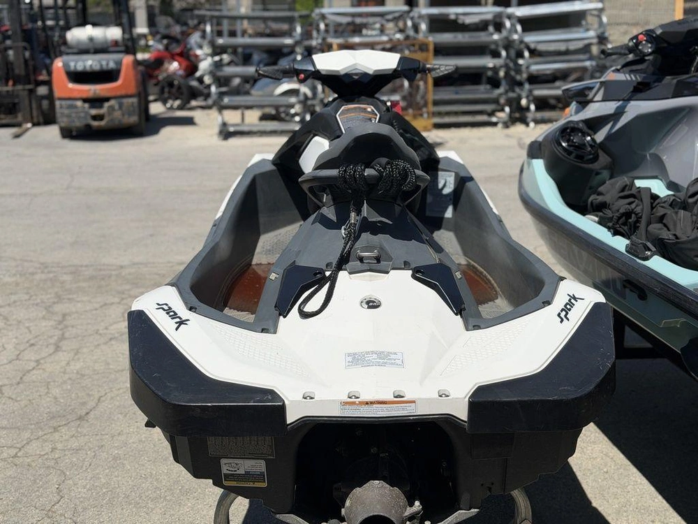 2016 Sea-doo Spark 2-up Rotax 900 Ho Ace alt