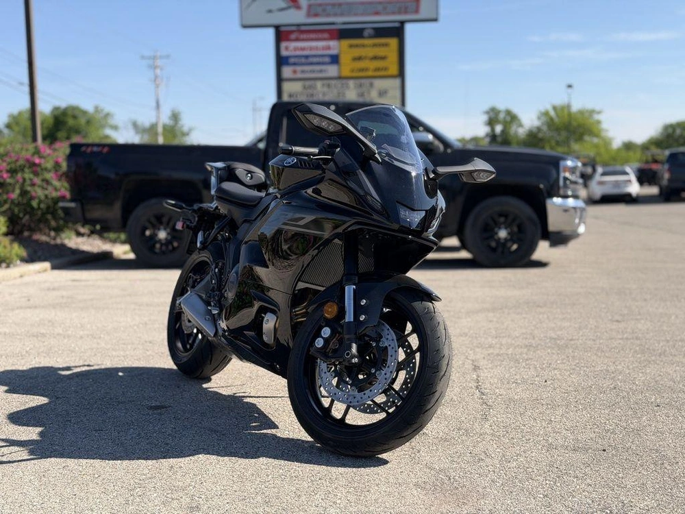 2026 Yamaha Yzf-r7 alt