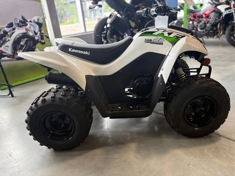 Kawasaki Kfx90 2026 alt
