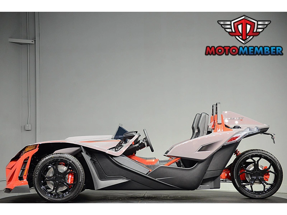 2026 Slingshot R Autodrive alt