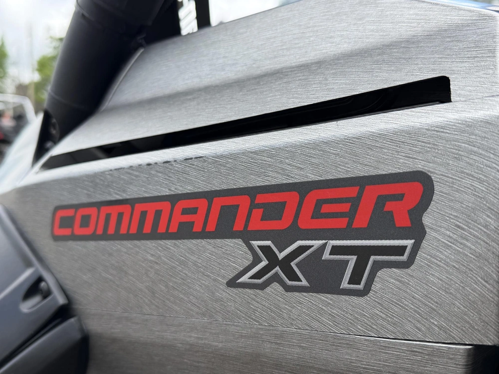 2017 Brp Commander Xt 800r (ca) alt