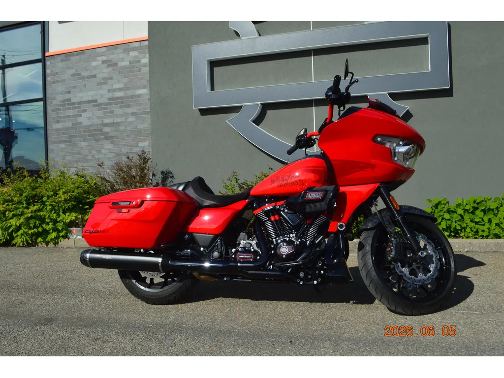 Harley-Davidson FLTRXSTSE 2025