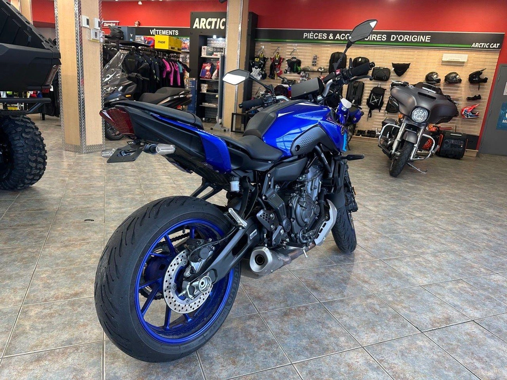 2023 Yamaha Mt-07 alt