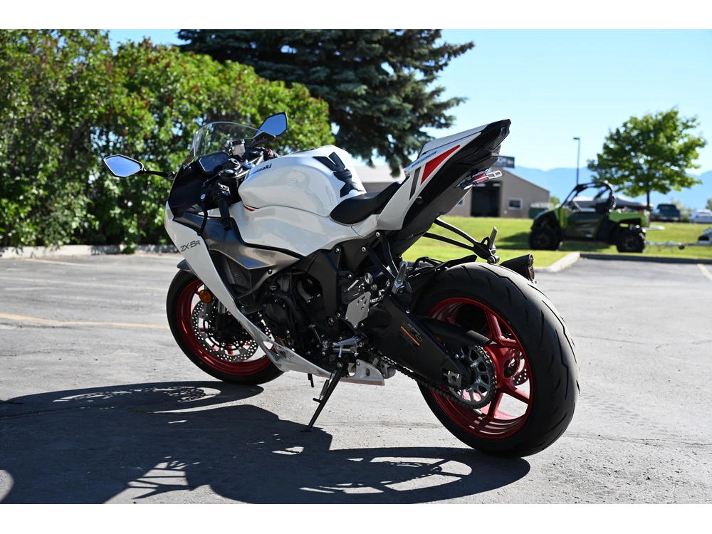 2025 Kawasaki Ninja Zx-6r alt