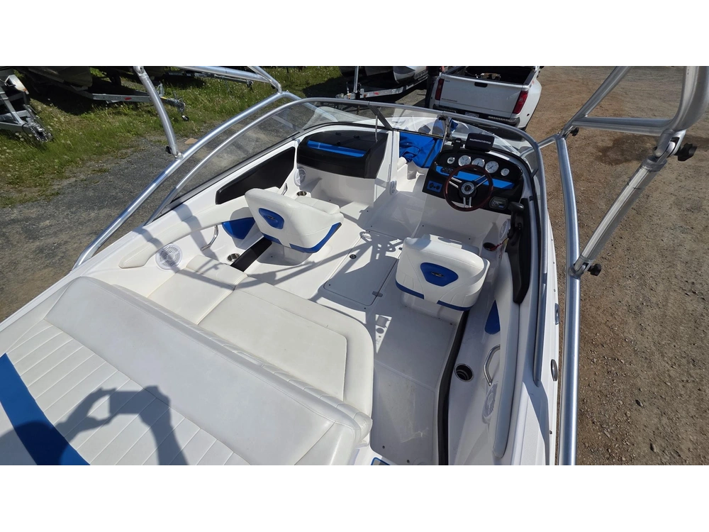 2009 Regal 1900 Esx alt