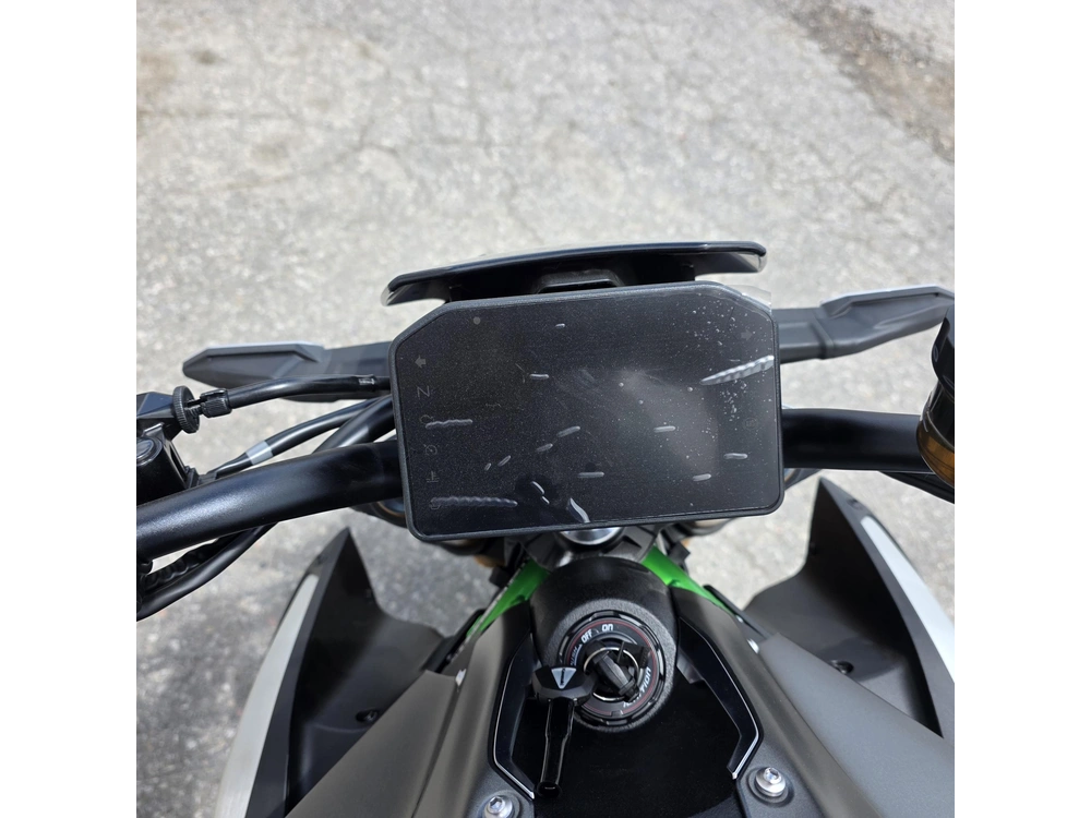 2026 Kawasaki Z900 Se alt