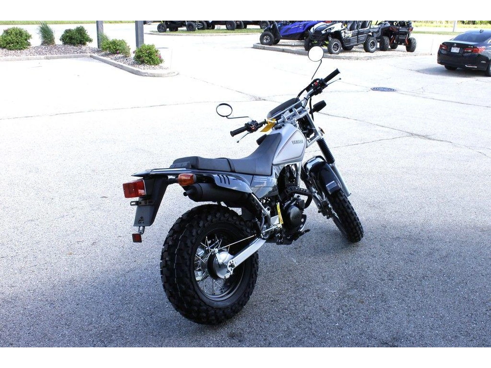 2026 Yamaha Tw200 alt