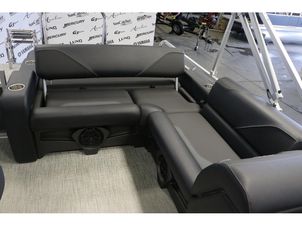 2026 Avalon Venture 2180 Vrb + Yamaha 70 Hp alt