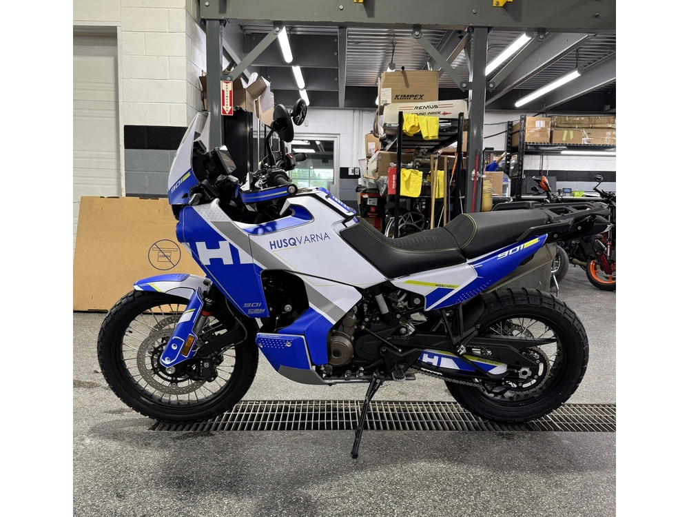 Husqvarna Norden 901 2025 alt