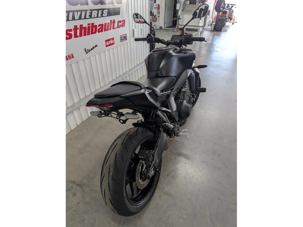 Yamaha Mt-09 2024 alt