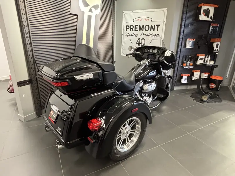 Harley-Davidson FLHTCUTG Tri Glide Ultra FLHTCUTG 2024