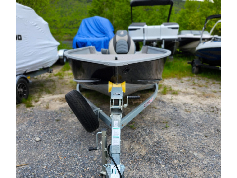 2022 Alumacraft Summit 180 alt