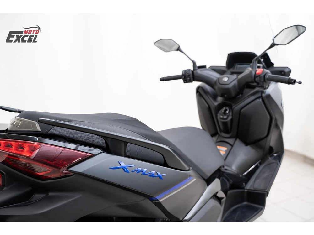 2024 Yamaha Xmax alt