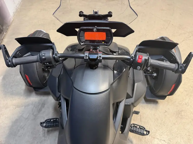 Can-Am RYKER 900 2023