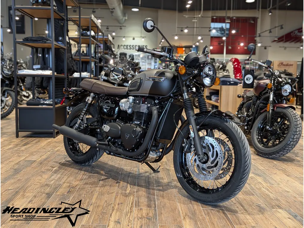 2026 Triumph Bonneville T120 Black // Matte Silver Ice / Matte Sapphire Black
