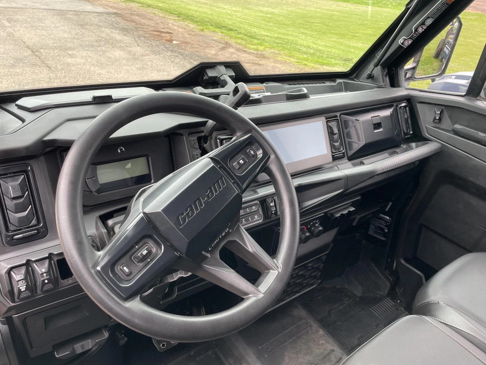 2026 Can-am Defender Max Limited Hd11 alt