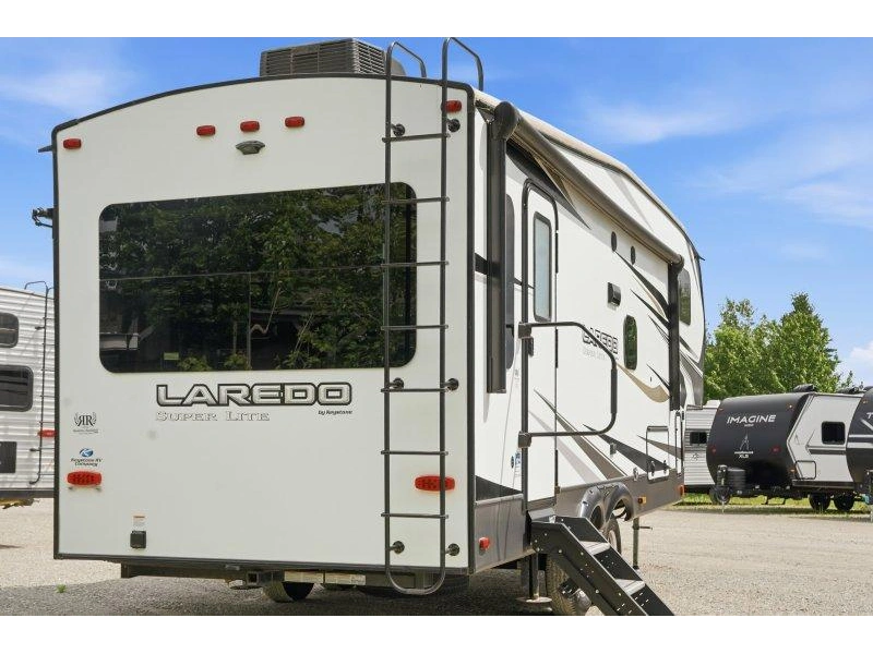 Keystone Rv Laredo 255srl 2021 alt