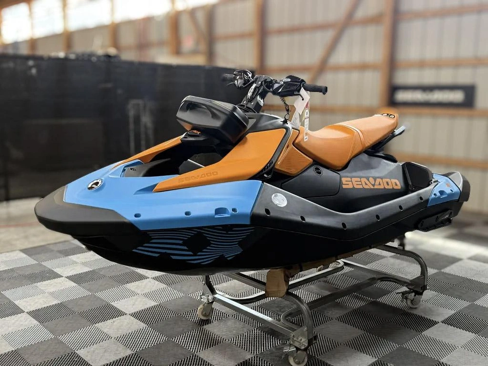 2026 Sea-doo Pwc Spark Trixx 90 Aud Be 3up Ibr 26 alt