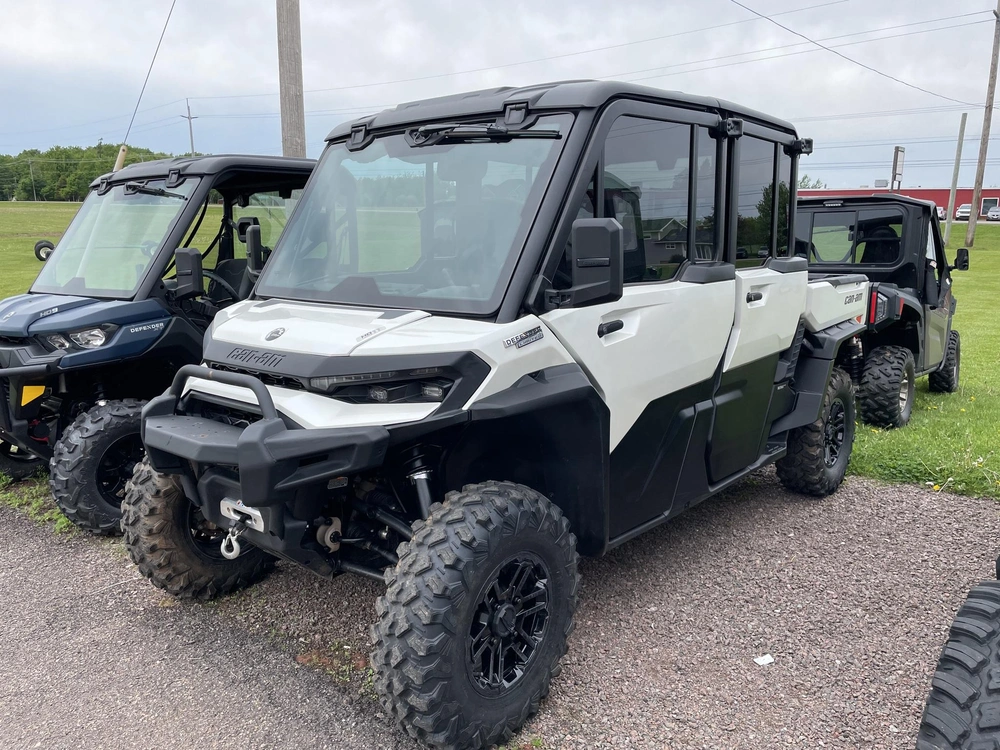 2026 Can-am Defender Max Limited Hd11 alt