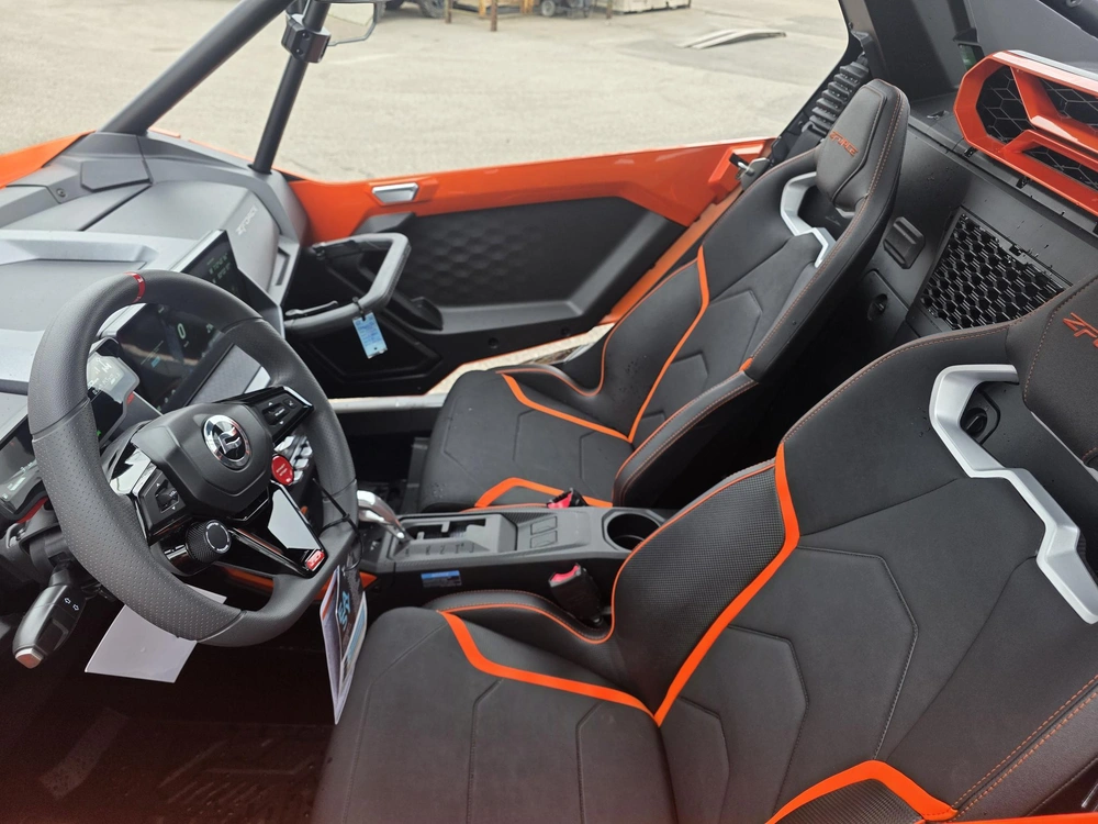 2026 Cfmoto Zforce Z10 Lava Orange alt
