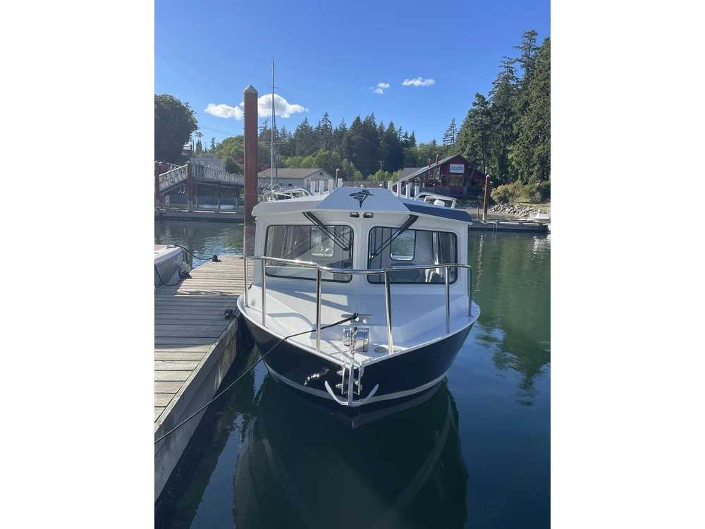 2021 Kingfisher 2325 Coastal Express Coastal Express alt