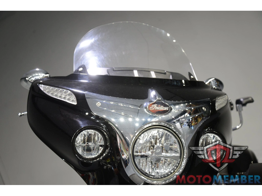 2019 Indian Motorcycle Roadmaster alt