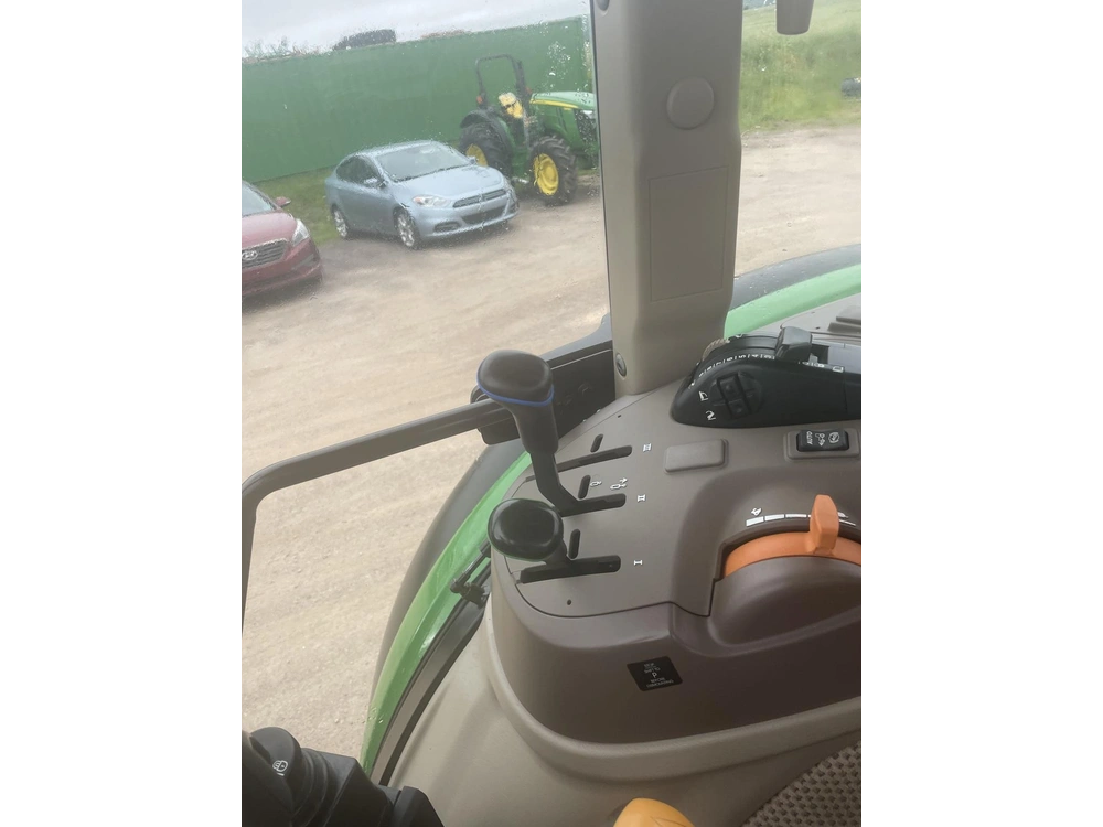 John Deere 5115m 2022 alt